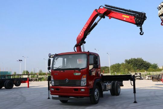 點擊查看詳細信息<br>標題：6.3噸折臂吊 閱讀次數：2846